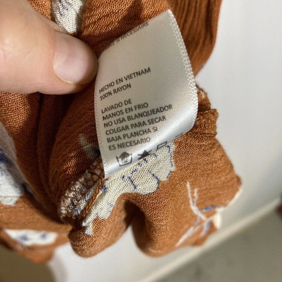 5/$25 Paper Crane Anthropologie Women’s M Burnt Orange Floral Tank Top Tiered - Picture 6 of 6